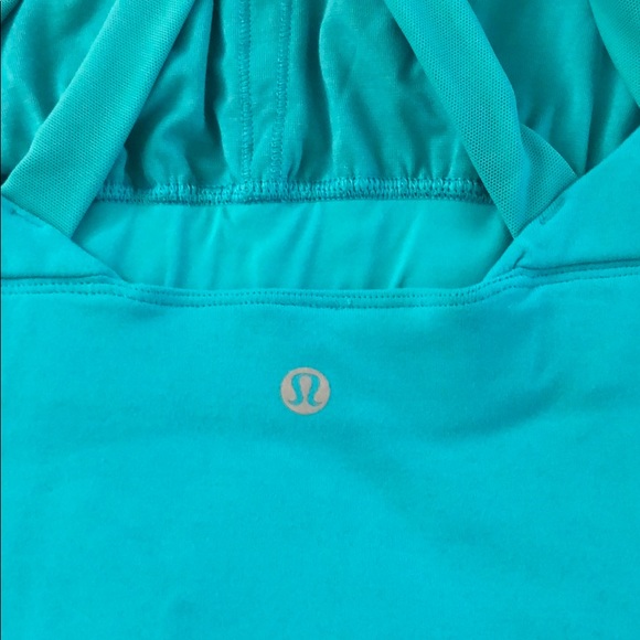 Lululemon scoop neck cross back tank top - Picture 7 of 7